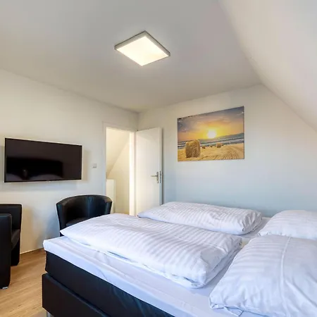 Casa Castagno Mit Garten, Balkon Und Sauna- Heisst Sie Herzlich Willkommen! Tatil Evi *