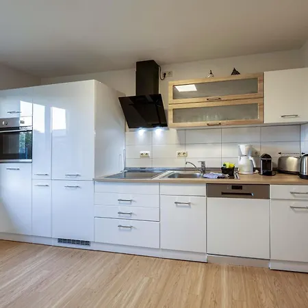 Casa Castagno Mit Garten, Balkon Und Sauna- Heisst Sie Herzlich Willkommen! *