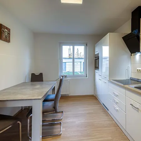 Casa Castagno Mit Garten, Balkon Und Sauna- Heisst Sie Herzlich Willkommen!