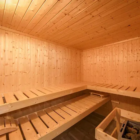 Tatil Evi Casa Castagno Mit Garten, Balkon Und Sauna- Heisst Sie Herzlich Willkommen! *