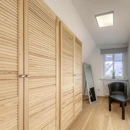 Tatil Evi Casa Castagno Mit Garten, Balkon Und Sauna- Heisst Sie Herzlich Willkommen! Alt Schwerin