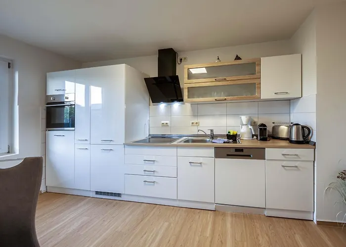 Casa Castagno Mit Garten, Balkon Und Sauna- Heisst Sie Herzlich Willkommen! *