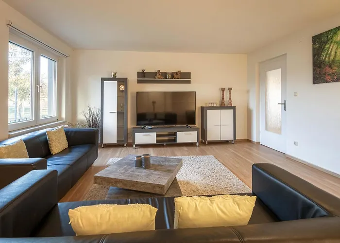 Casa Castagno Mit Garten, Balkon Und Sauna- Heisst Sie Herzlich Willkommen!