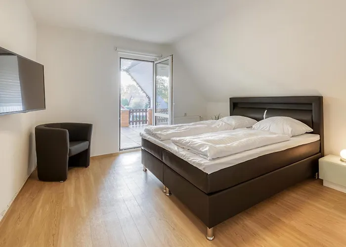 Casa Castagno Mit Garten, Balkon Und Sauna- Heisst Sie Herzlich Willkommen! * אלט שוורין