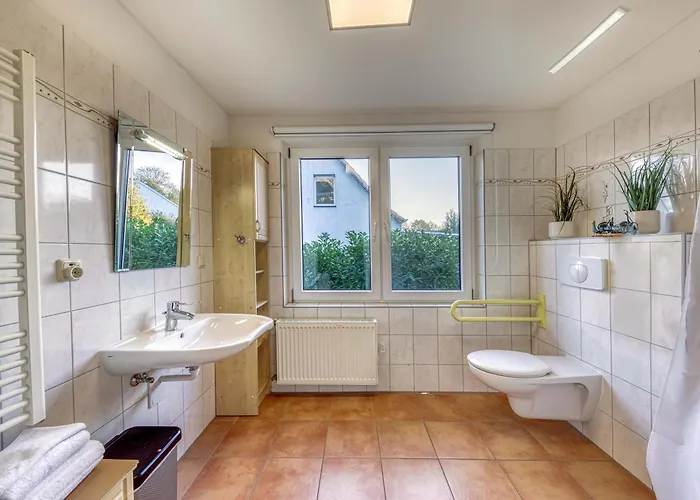 Casa Castagno Mit Garten, Balkon Und Sauna- Heisst Sie Herzlich Willkommen!